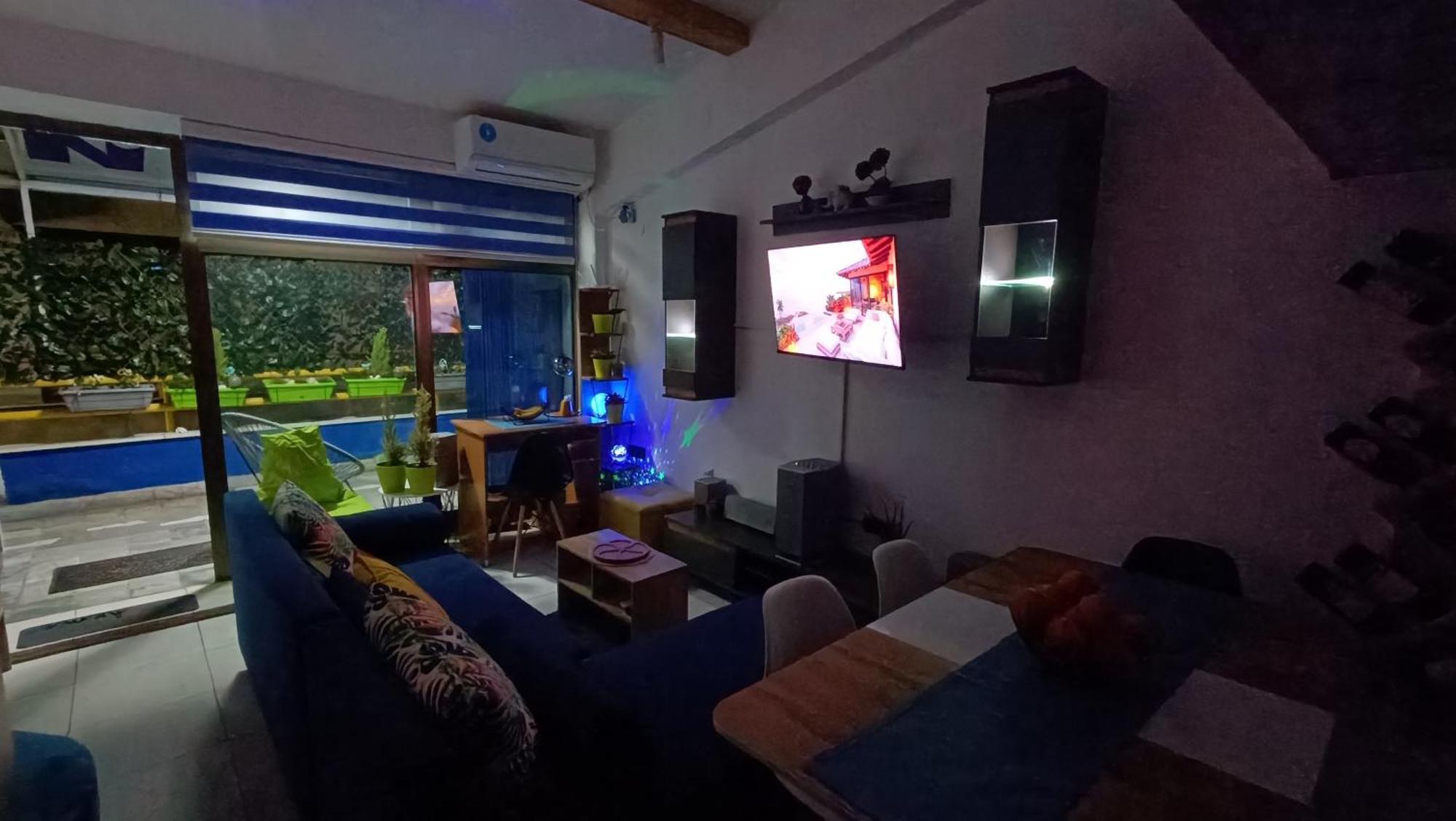 Nitro Inn - Premium Apartments - Wine Tasting - Souvenir - Art Gallery - Private Guided Tours - Relaxing - Romantic Скопие Екстериор снимка